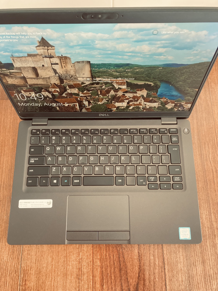 DELL Latitude 5300